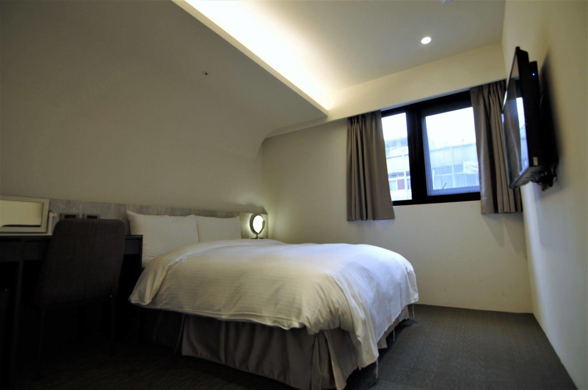 泊居旅店 Oursinn Hotel Taipé Exterior foto